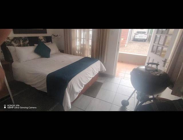 1 BEDROOM APARTMENT FOR SALE IN UVONGO BEACH